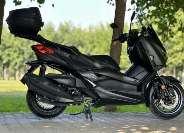 hatasiz-yeni-muayene-aile-motoru-xmax-400-abs-big-3