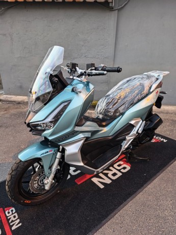 sen-motors-farkiyla-arora-beatrix-big-0