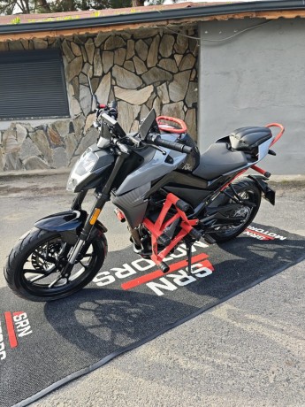 srn-motors-dan-cfmoto-nk-250-2024-model-big-4