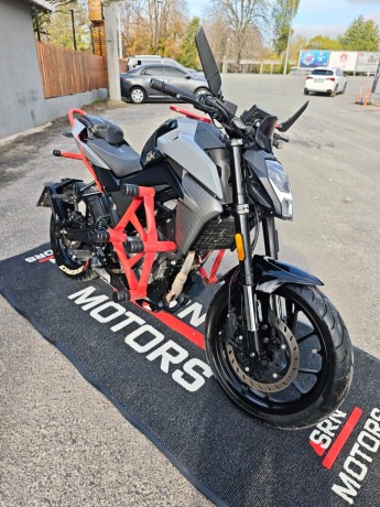 srn-motors-dan-cfmoto-nk-250-2024-model-big-3