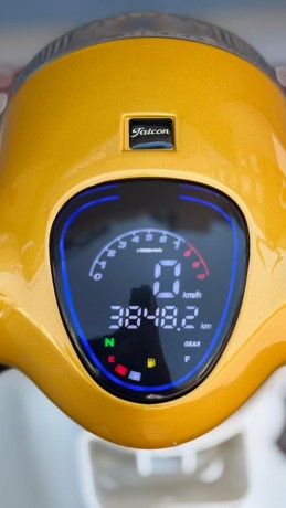 2025-model-falcon-retro-50-3800-km-hatasiz-garantili-big-2